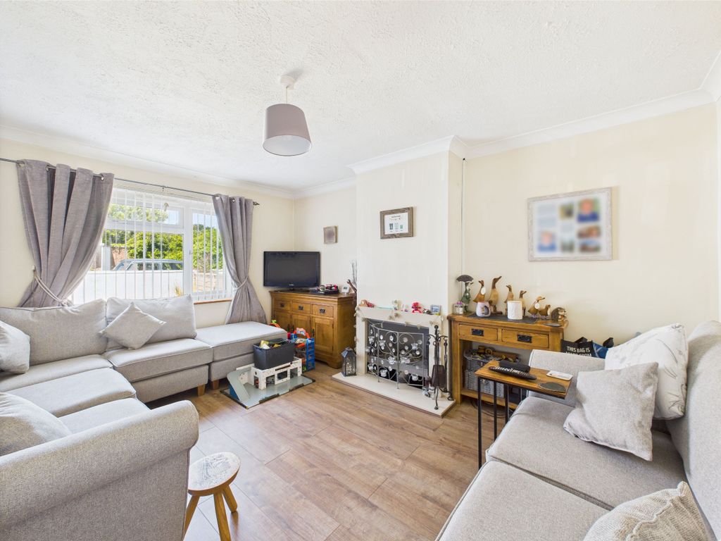 Property photo 3 of 19