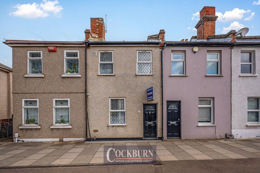 Property photo 1 of 14