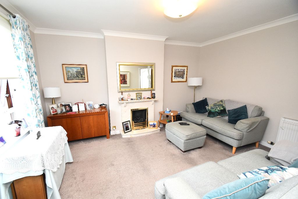 Property photo 3 of 15 4559094