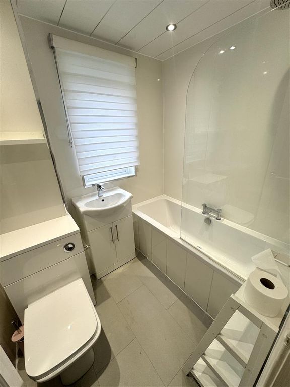 Property photo 3 of 8 Img_5979.Jpg