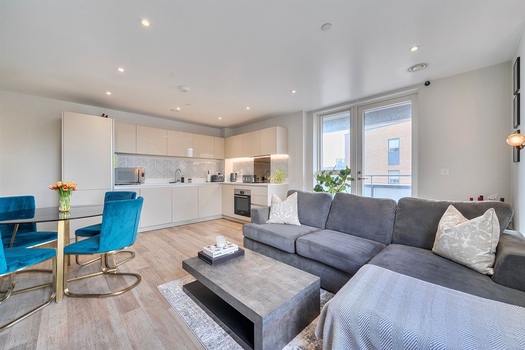 Property photo 1 of 15