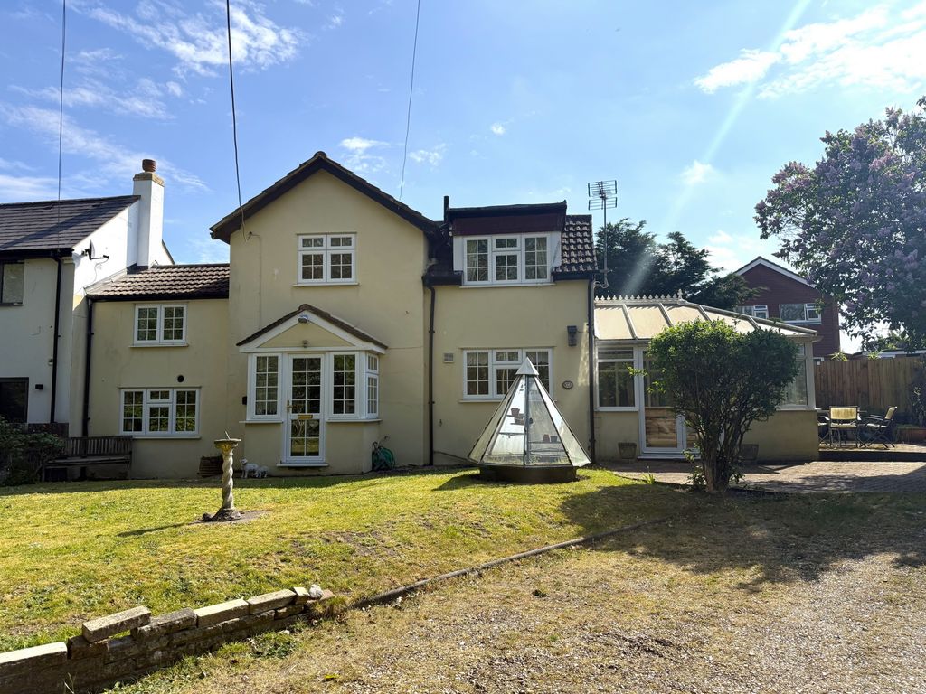 Property photo 1 of 13 Photo 12