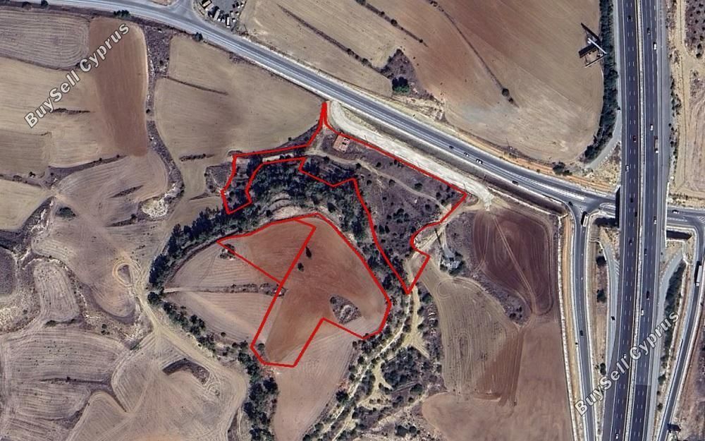 Property photo 1 of 1