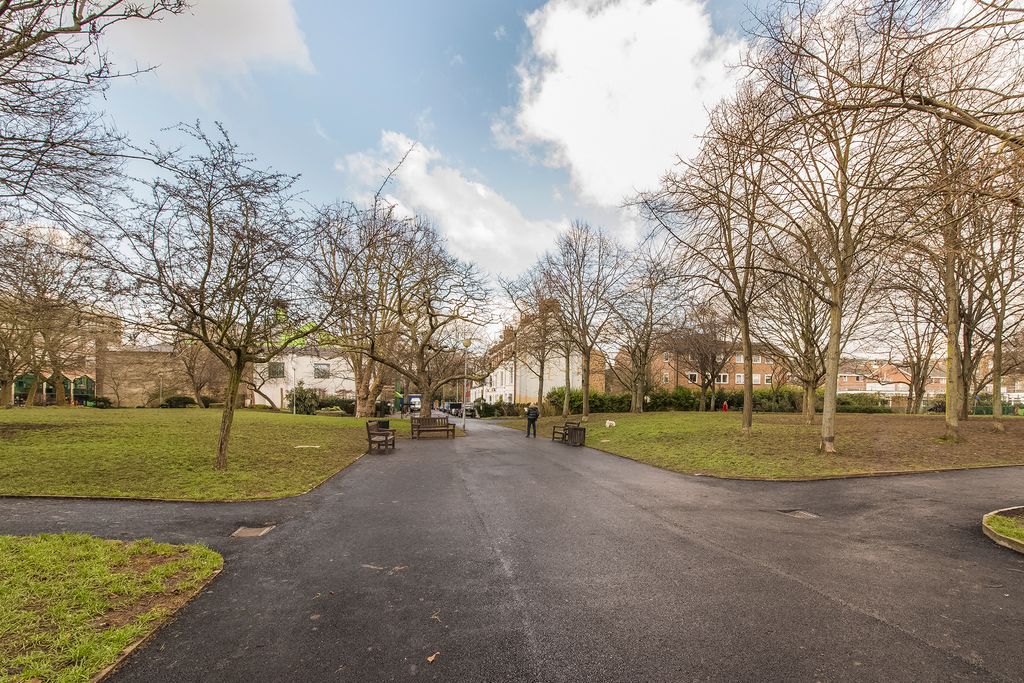 Property photo 3 of 7