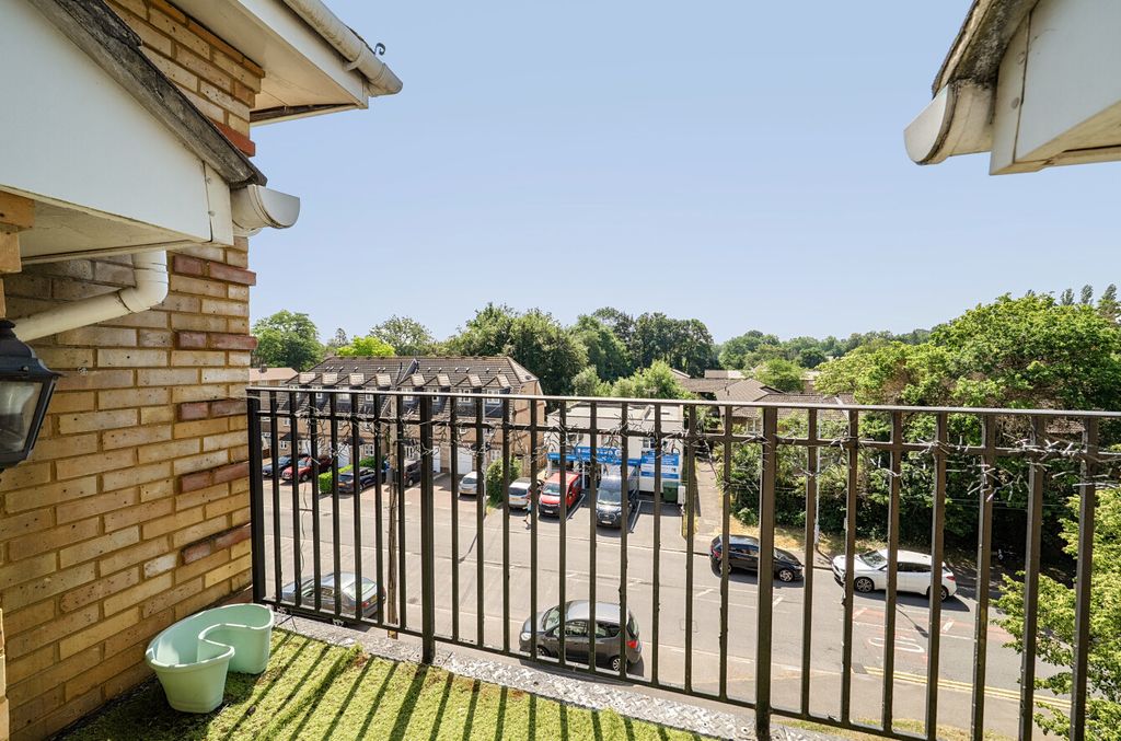 Property photo 2 of 13 1477620-15-6A3d23...