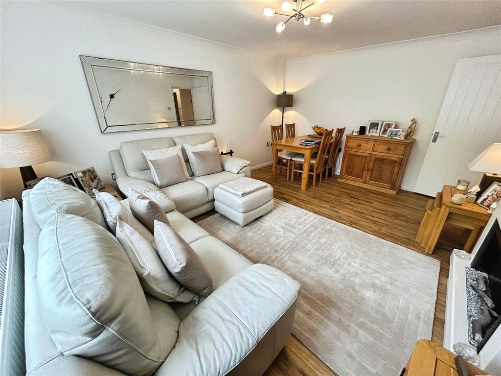 Property photo 3 of 10 Picture No. 07