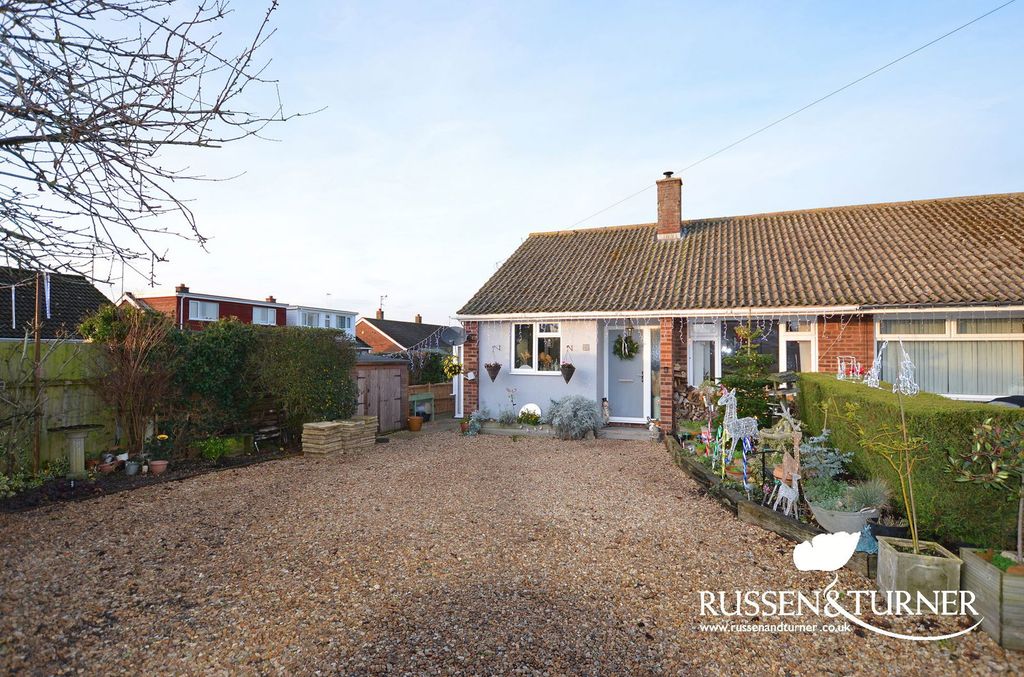 Property photo 1 of 9 1 - Front