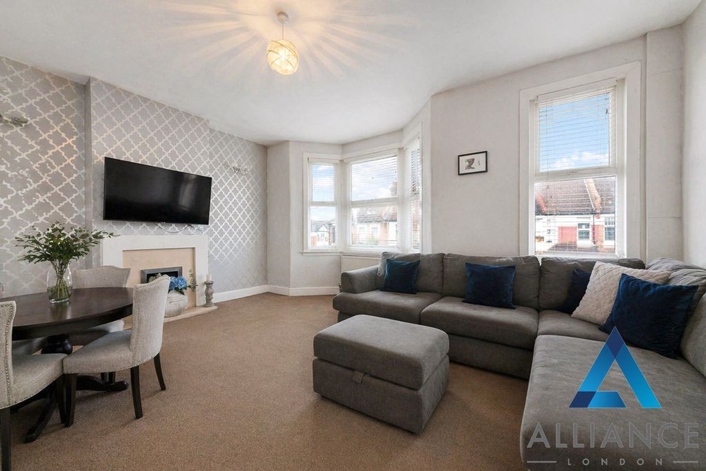 Property photo 2 of 13 Picture No. 05