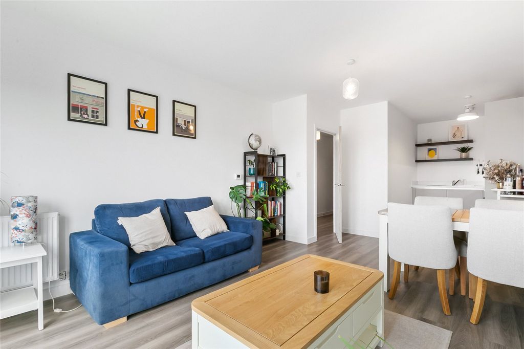 Property photo 2 of 12 Reception Room