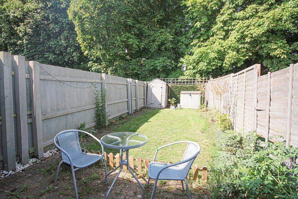 Property photo 3 of 13 Img_8935Gdn.Jpg