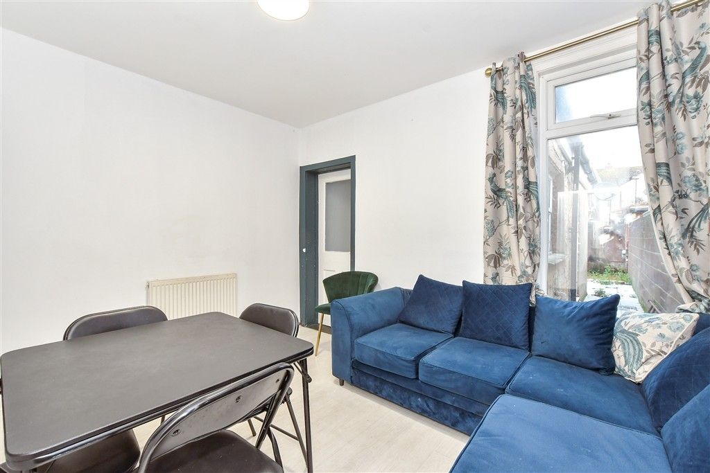 Property photo 3 of 8 Dining Room