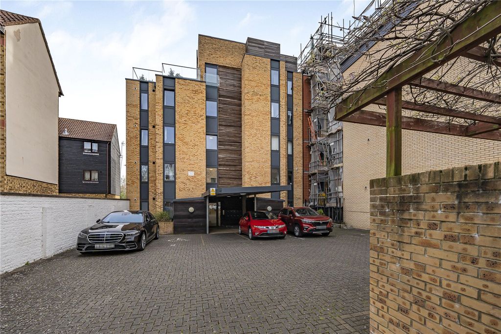 Property photo 1 of 20 Picture No. 11