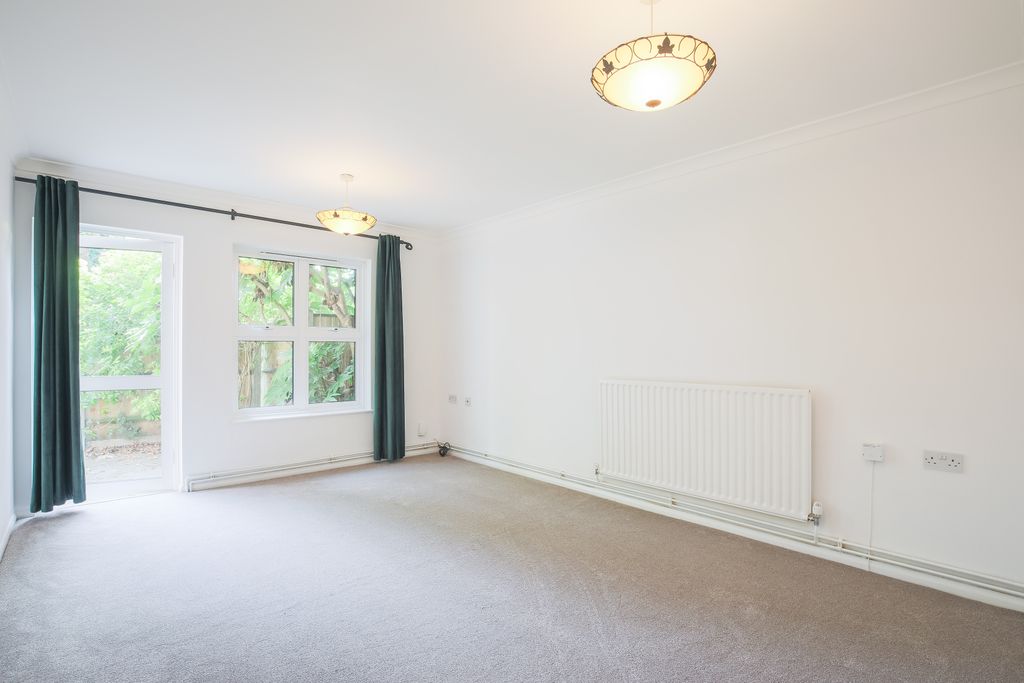 Property photo 2 of 10 Untitled-3066