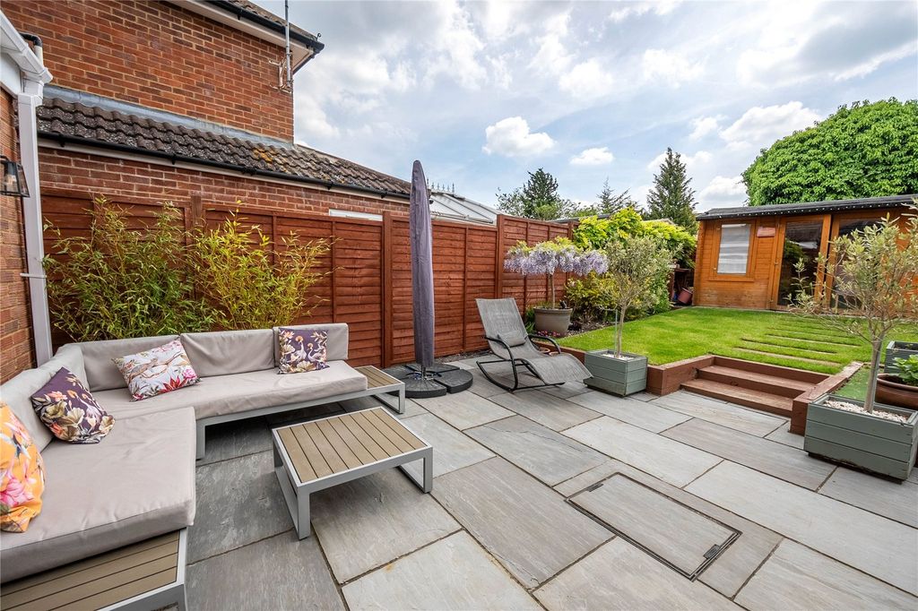 Property photo 2 of 19 Picture No. 15