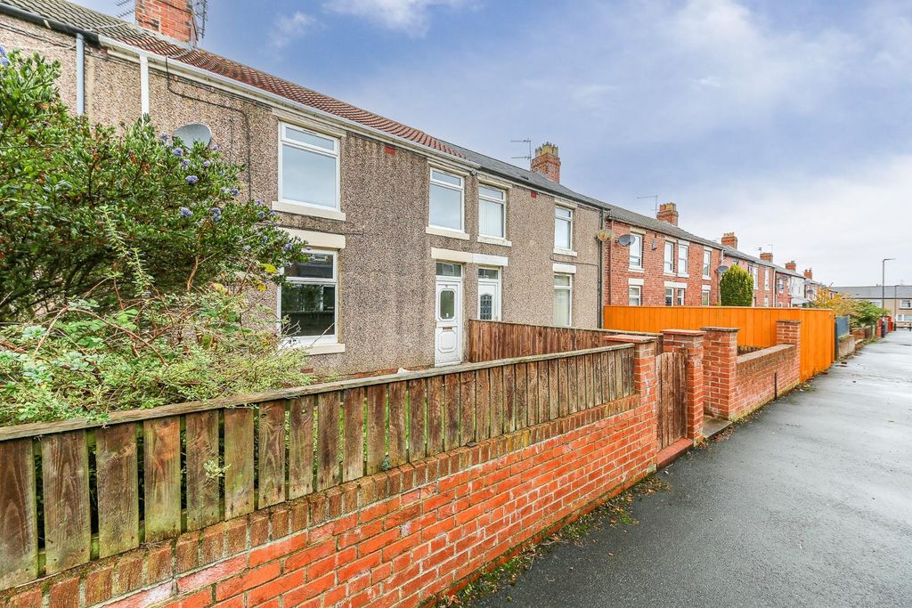 Property photo 1 of 12 Front Edit.Jpg