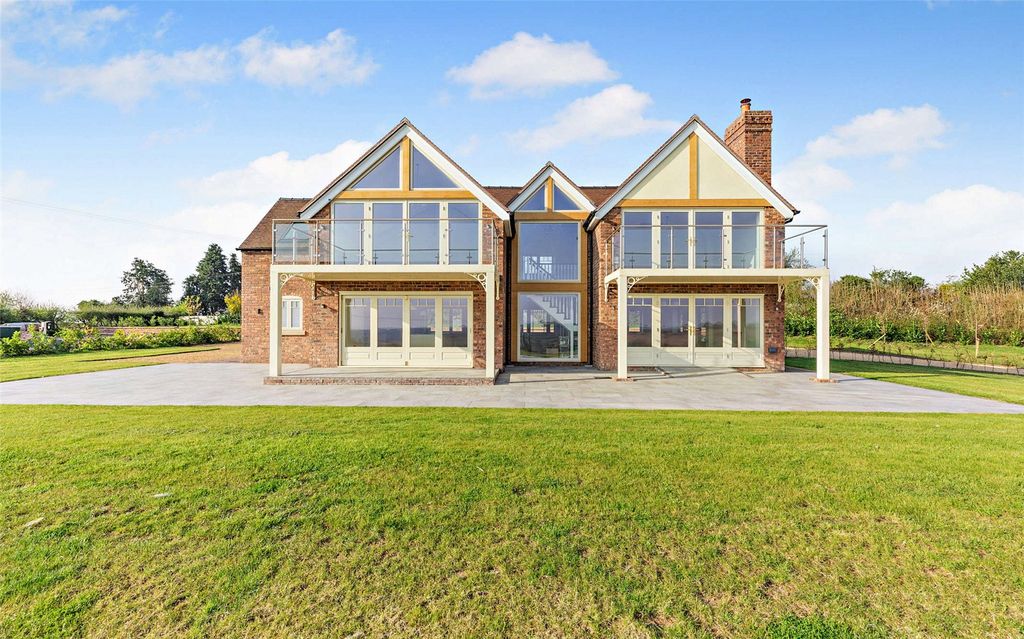 Property photo 1 of 22 Rear Facade