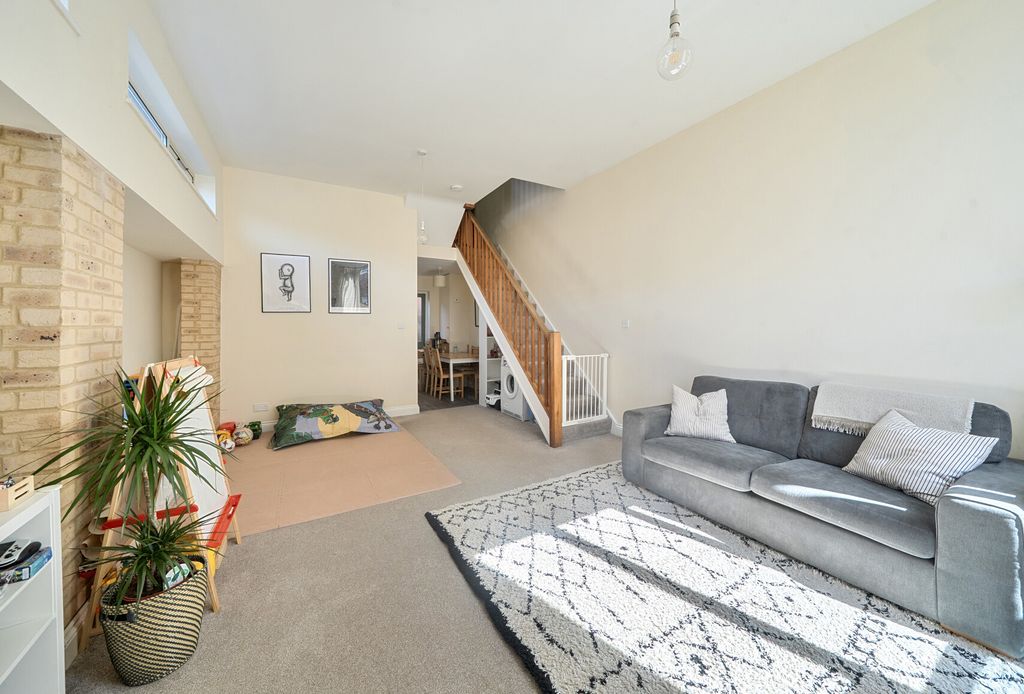 Property photo 2 of 10 1453496-18-69F333...