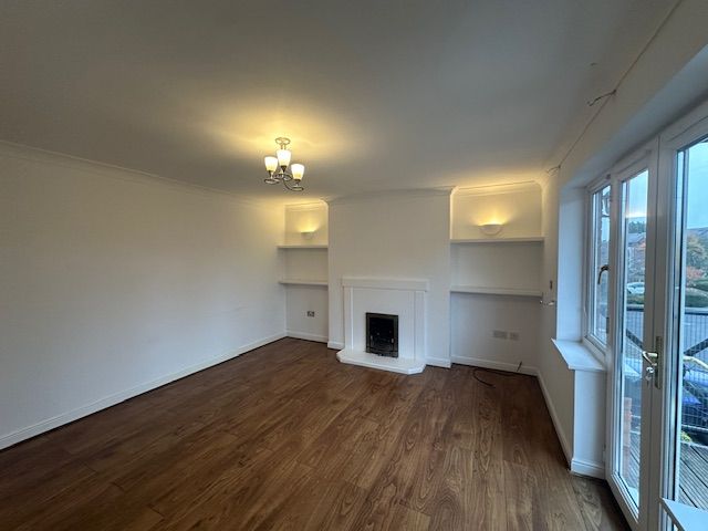 Property photo 3 of 21 Image