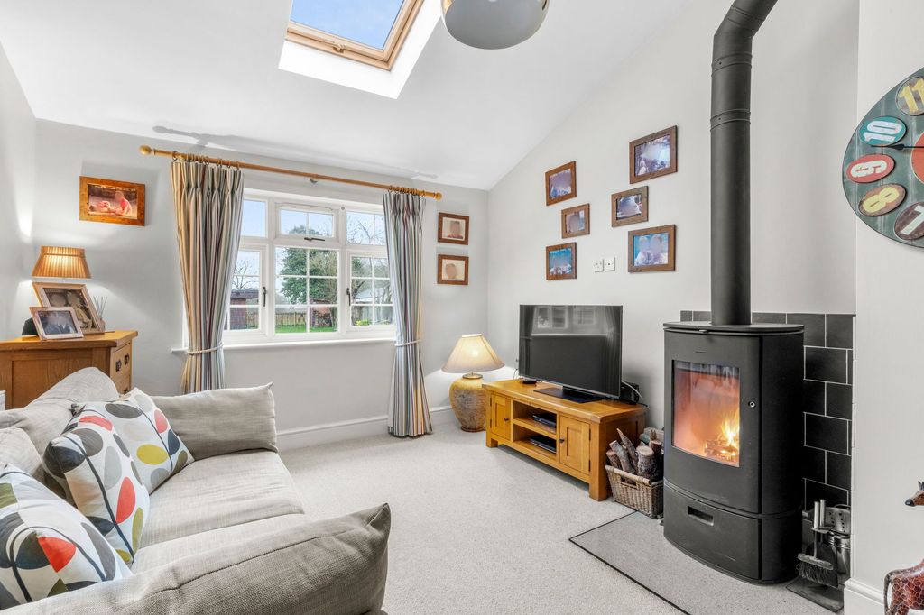 Property photo 3 of 18