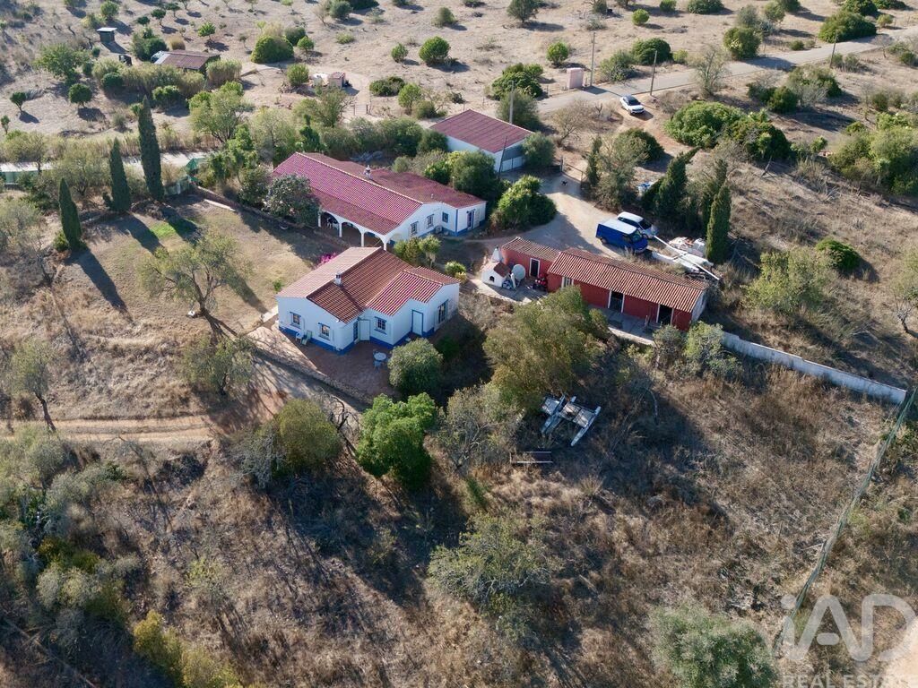 Property photo 1 of 34