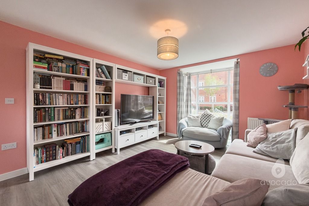 Property photo 3 of 12 5102135