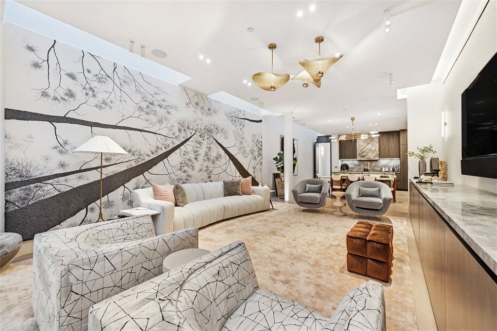 Property photo 2 of 18 Picture No. 20