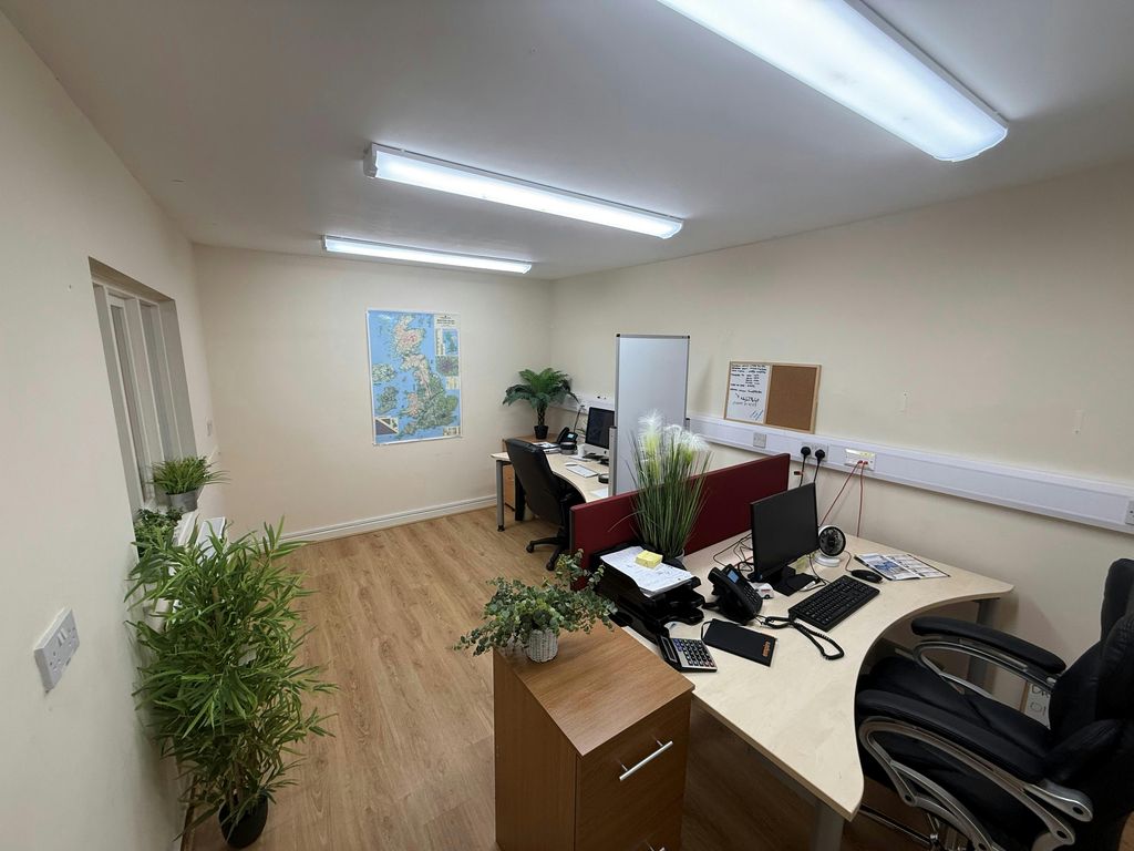 Property photo 3 of 4 6.Jpg