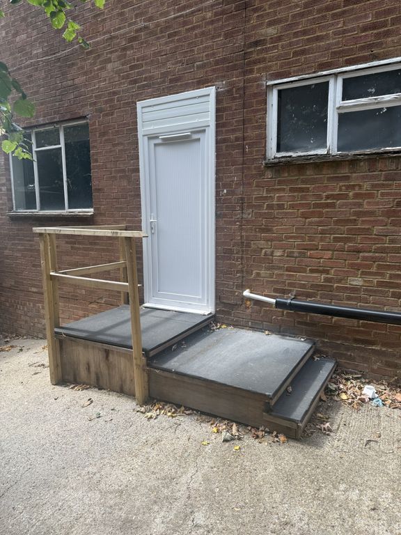 Property photo 2 of 4