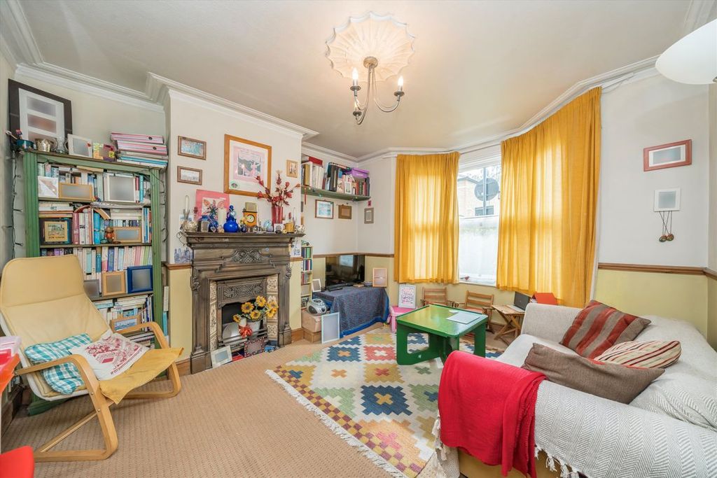 Property photo 2 of 7