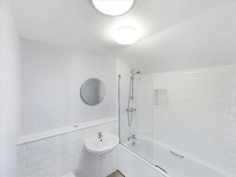 Additional image 5 of 1 bed flat for saleSouth Coast Road, Peacehaven BN10