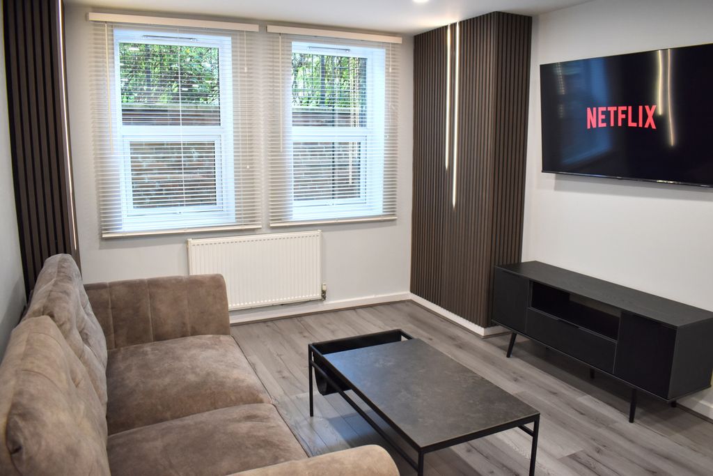 Property photo 3 of 17 Dsc_0328