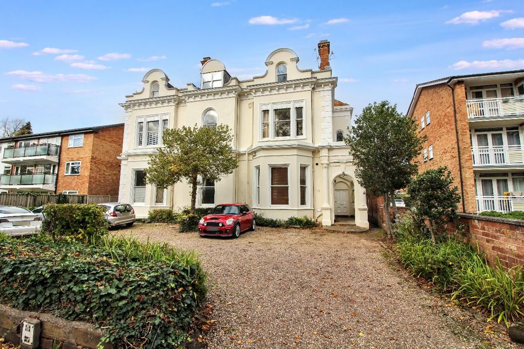 Property photo 1 of 6