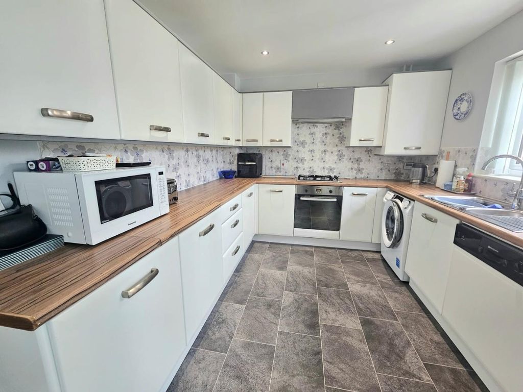 Property photo 3 of 24 Xhuf9339.Jpg