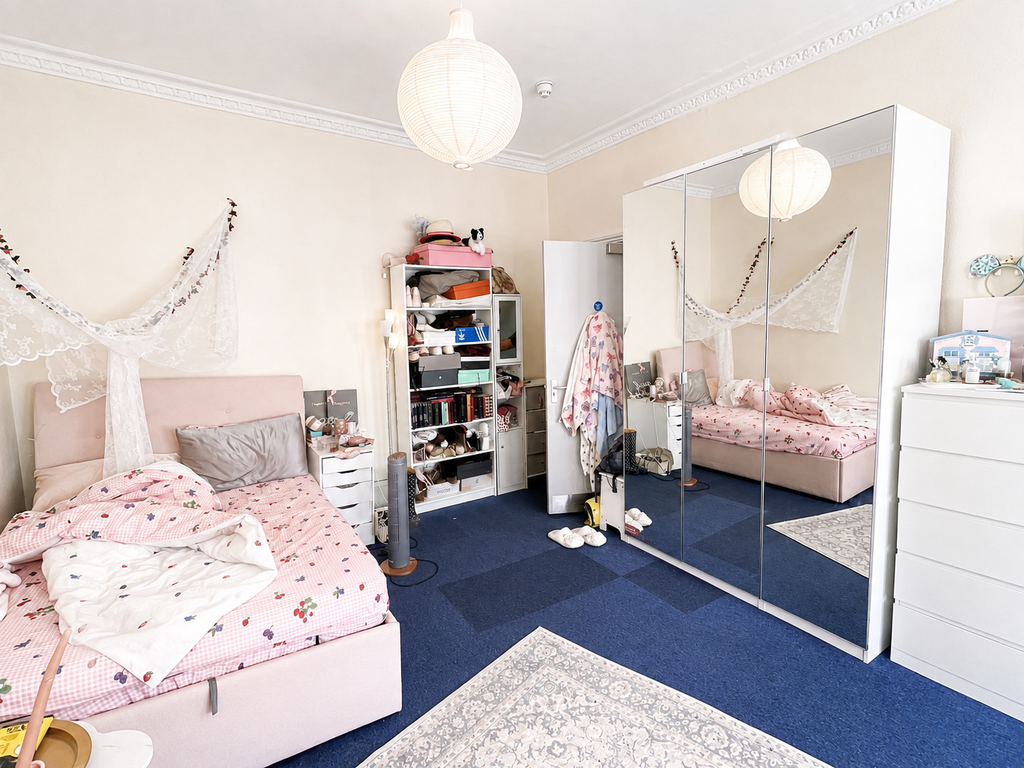 Property photo 1 of 4