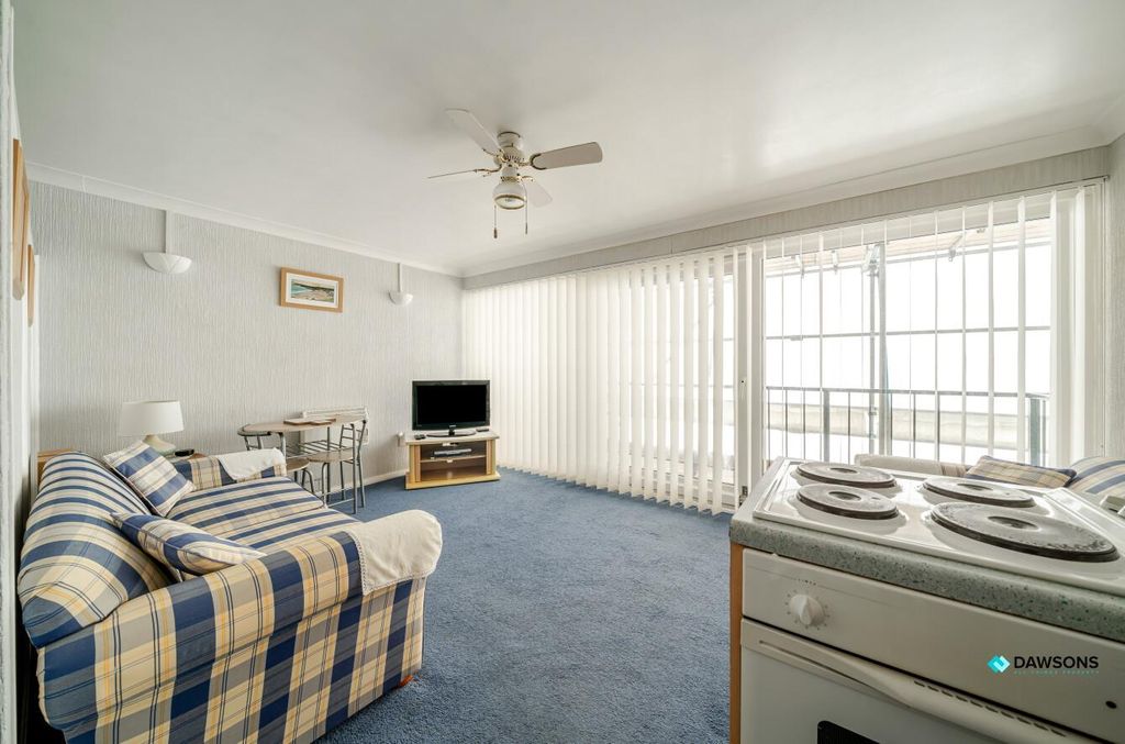 Property photo 2 of 21 7Bb6F533-c469-45c4-8A01-3Aa4Fc52Cafd.Jpg