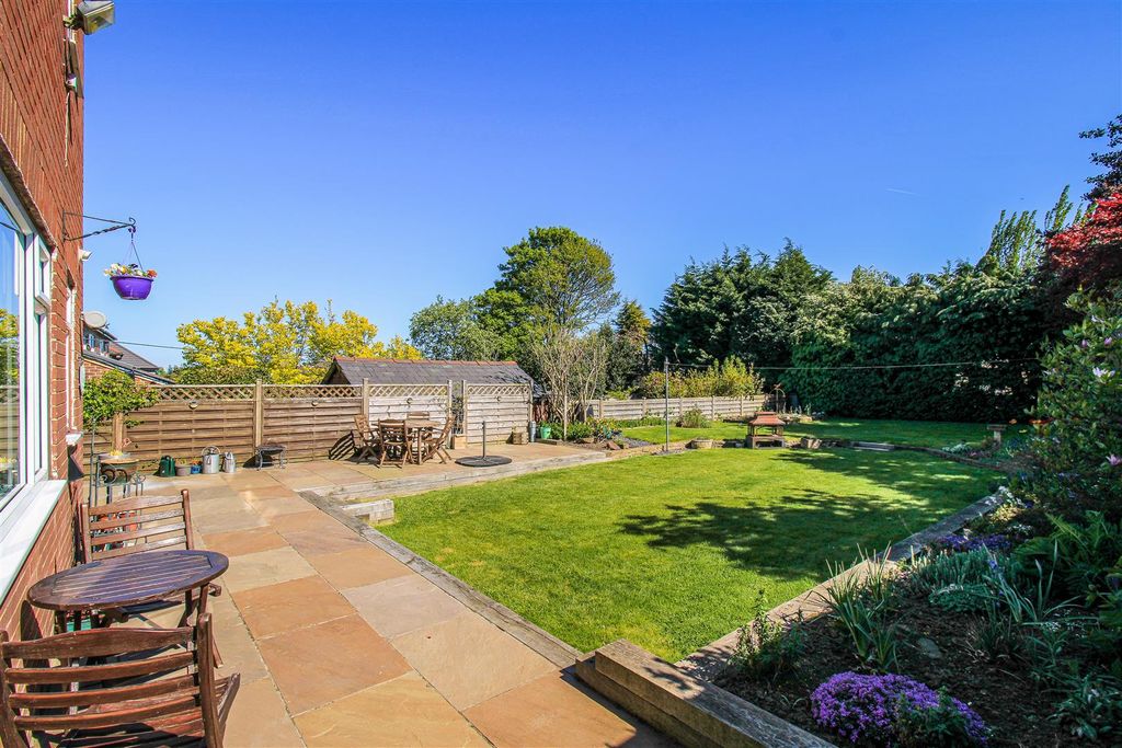 Property photo 2 of 15