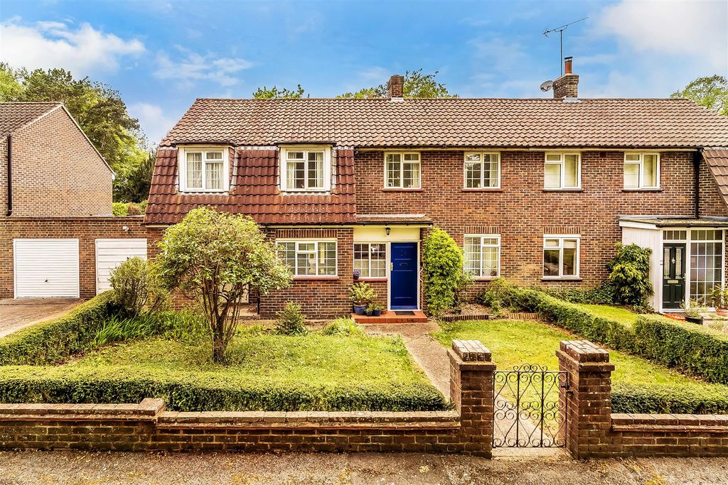 Property photo 1 of 18 24-Yarm-Court-Road-9.Jpg