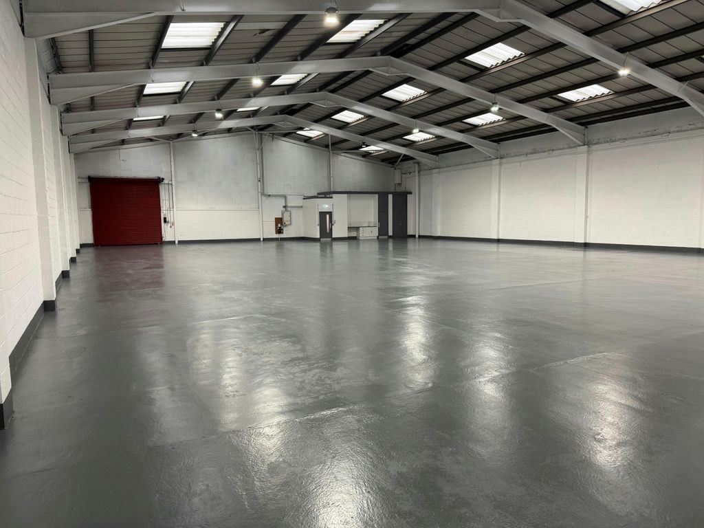 Property photo 3 of 6 29 Rufford.Jpg