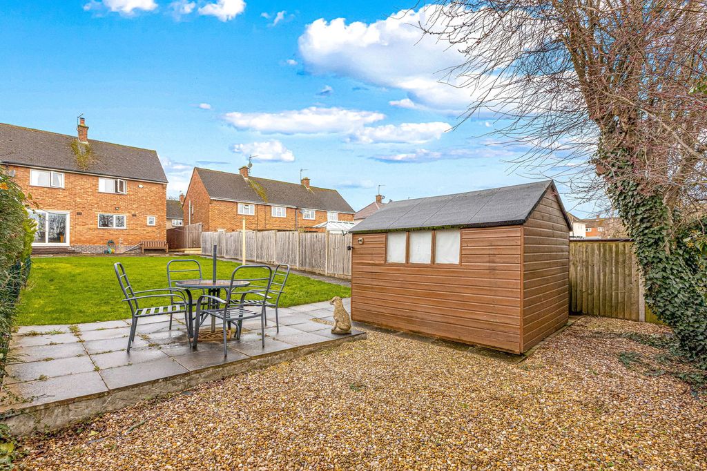 Property photo 2 of 24