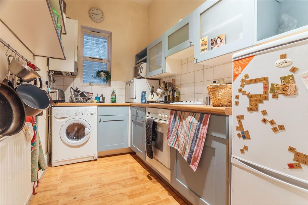 Property photo 3 of 10 Oo_Portland Rise_Daviesdavies_06.Jpg