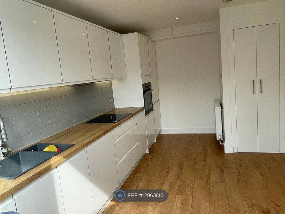 Property photo 1 of 6 New Kitchen