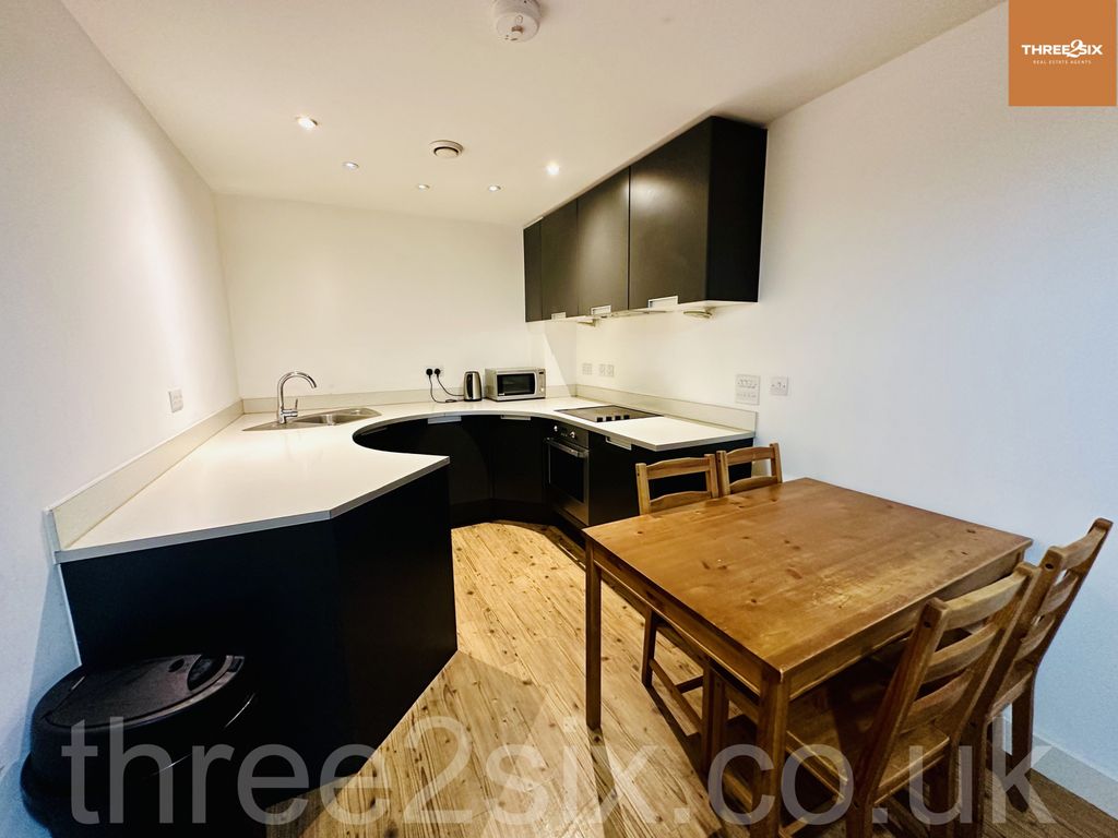 Property photo 2 of 7 Gallery