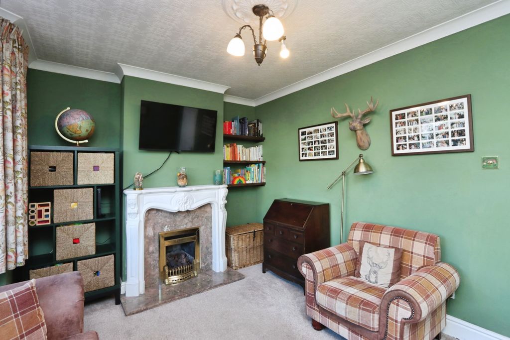 Property photo 3 of 15