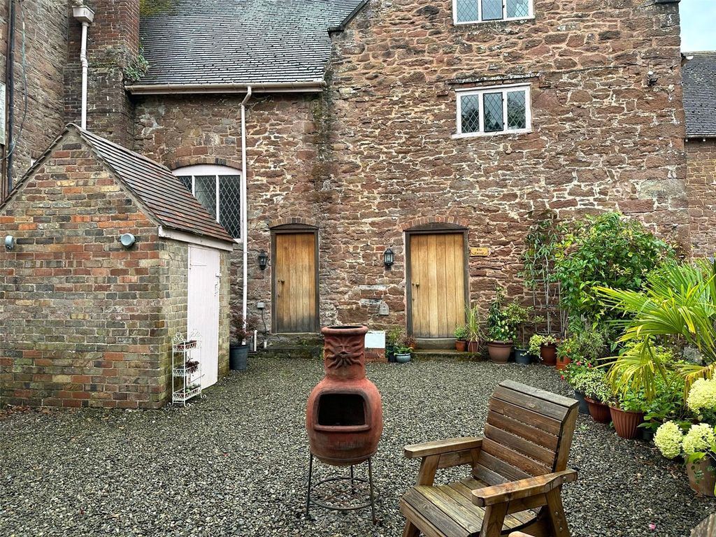 Property photo 2 of 12 Picture No. 16