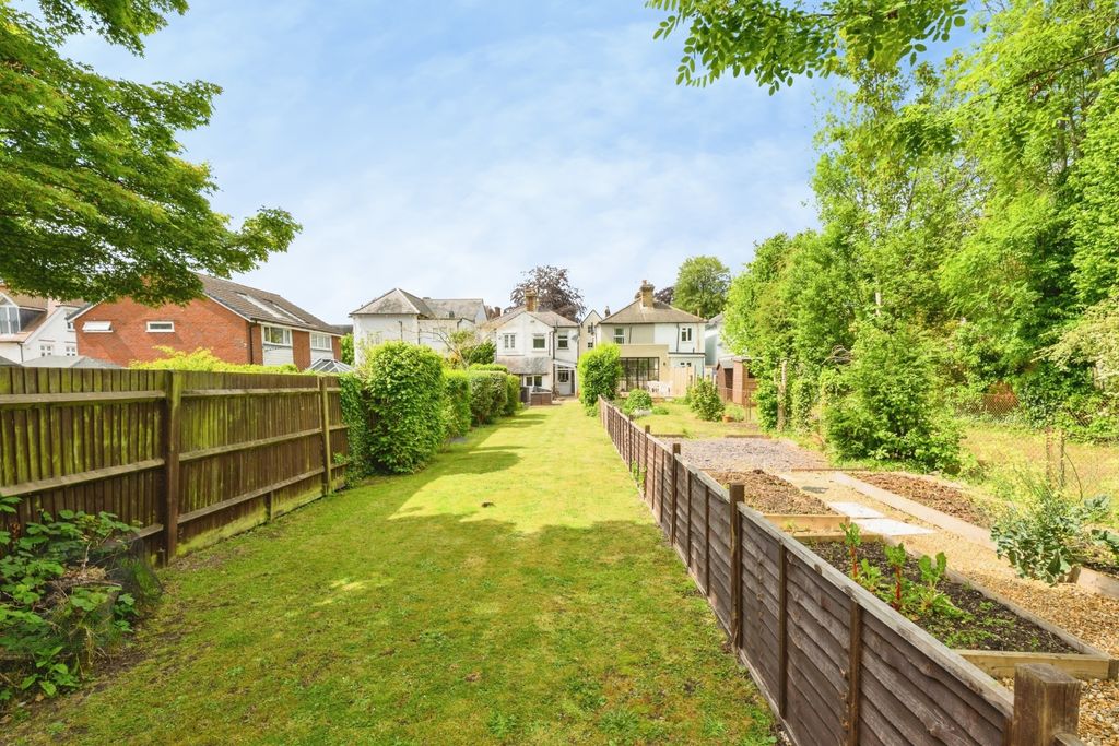 Property photo 2 of 15 Picture No. 06