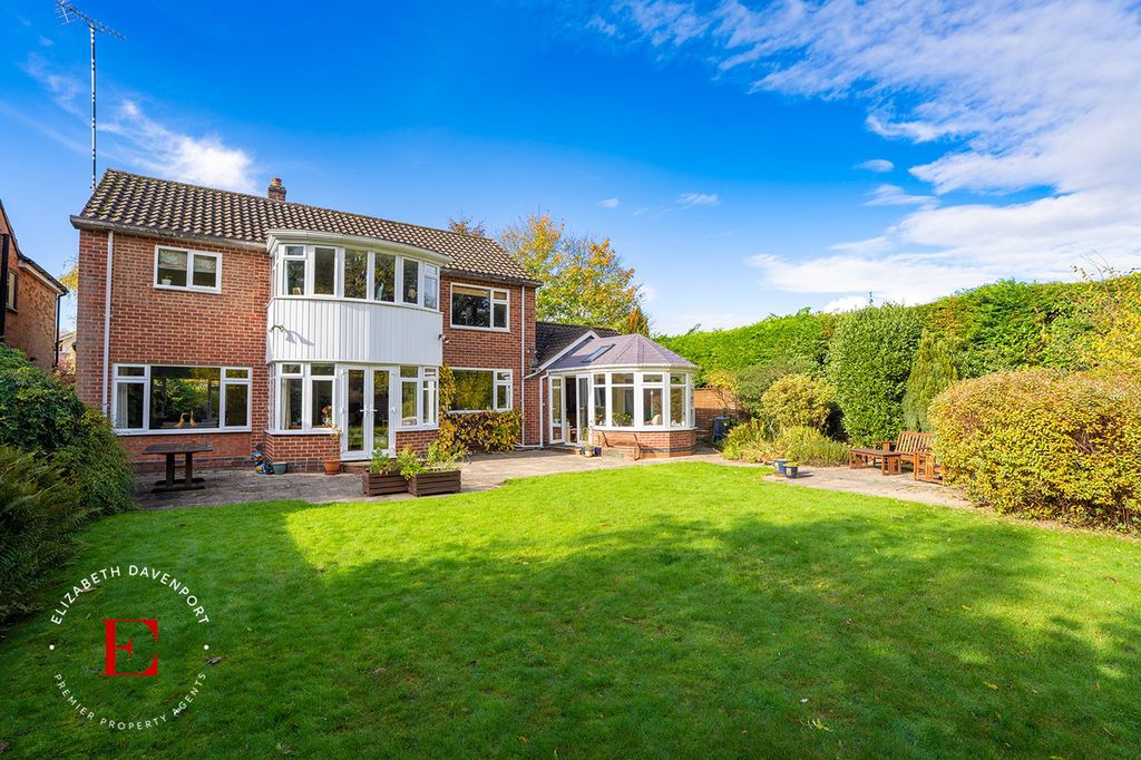 Property photo 1 of 27