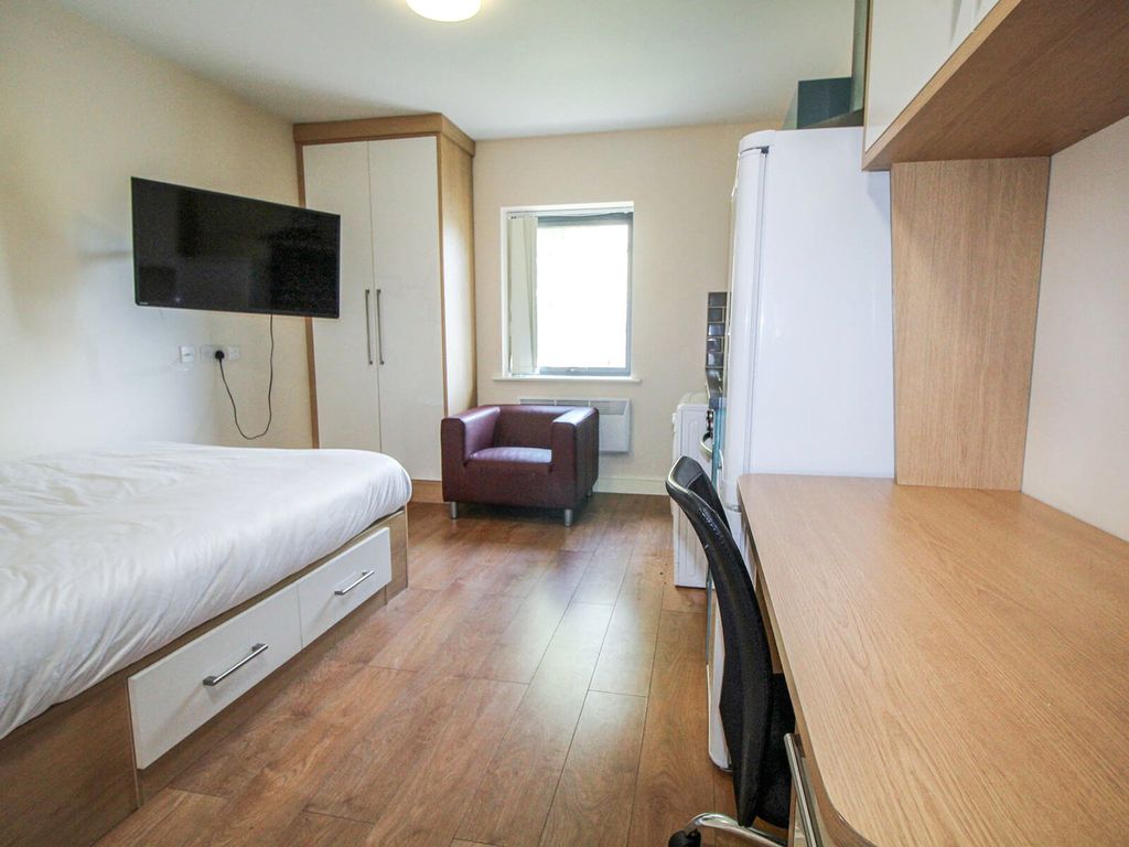 Property photo 3 of 7