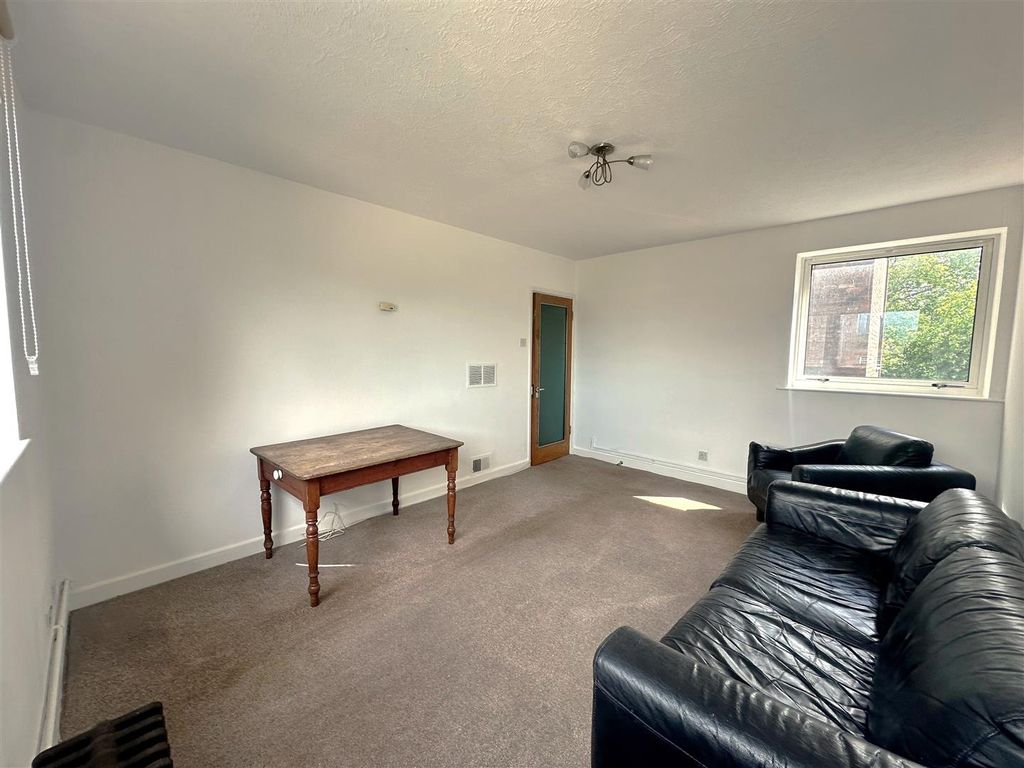 Property photo 1 of 8 Reception, St Mary, Eden Harper Sw11