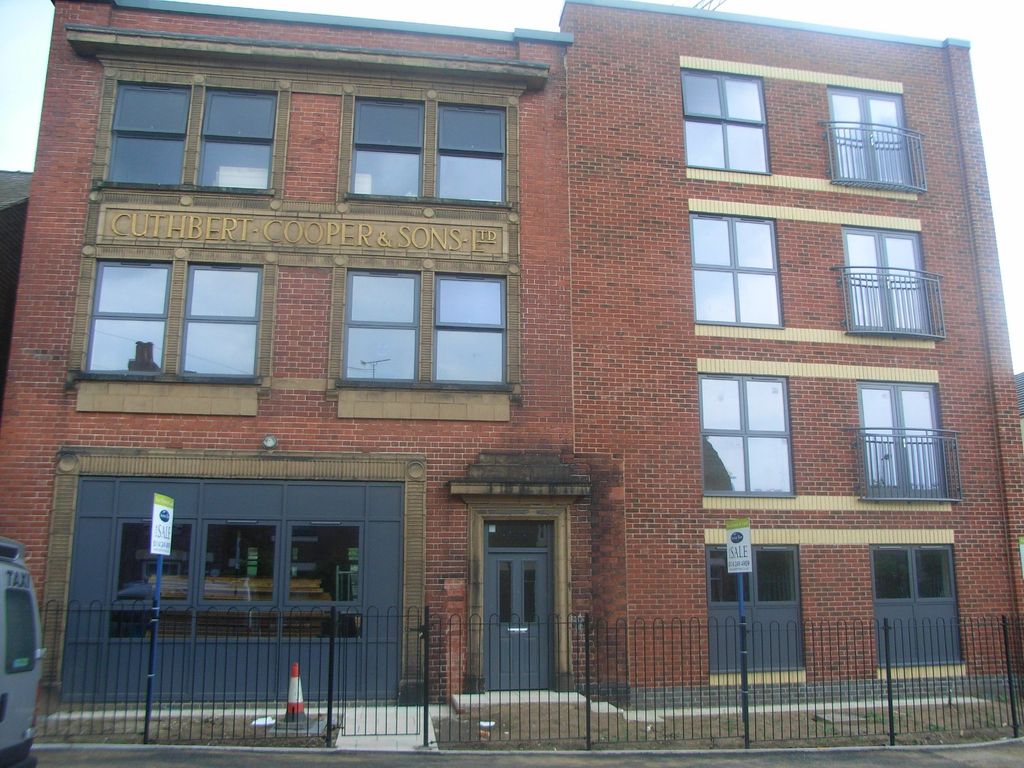Property photo 1 of 2