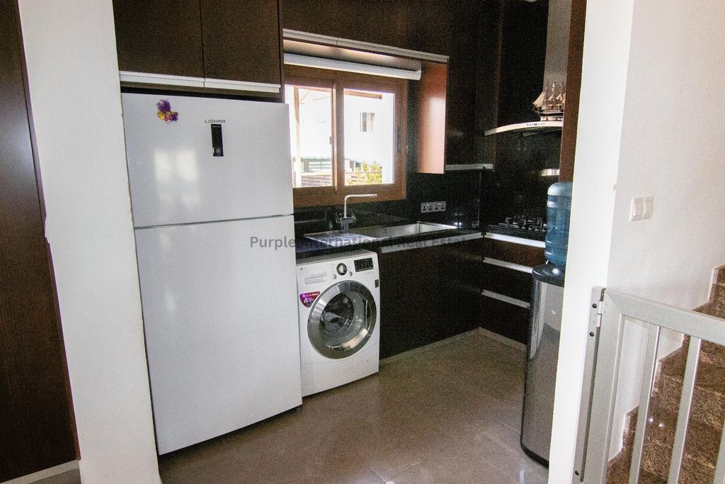 Property photo 3 of 30